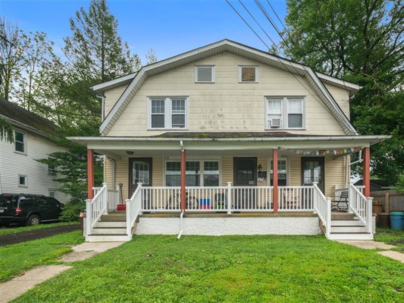 206 Brookdale Ave Glenside, PA 19038